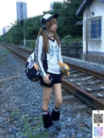 「昨日から、家に帰ってないの。だって…目覚めたくないもん」