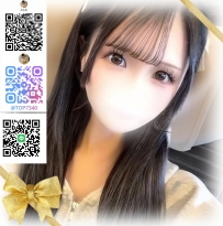 可愛らしく清純な小柄な女の子で