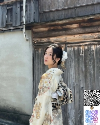 柔らかな絹のような肌と静かな色気