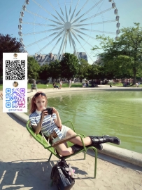 海外の空気を纏ったその姿は、どこか品がありながらも
