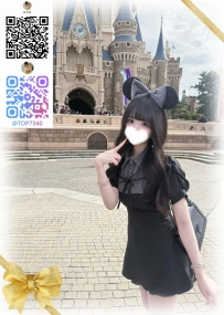 彼女はミニ神のような存在で